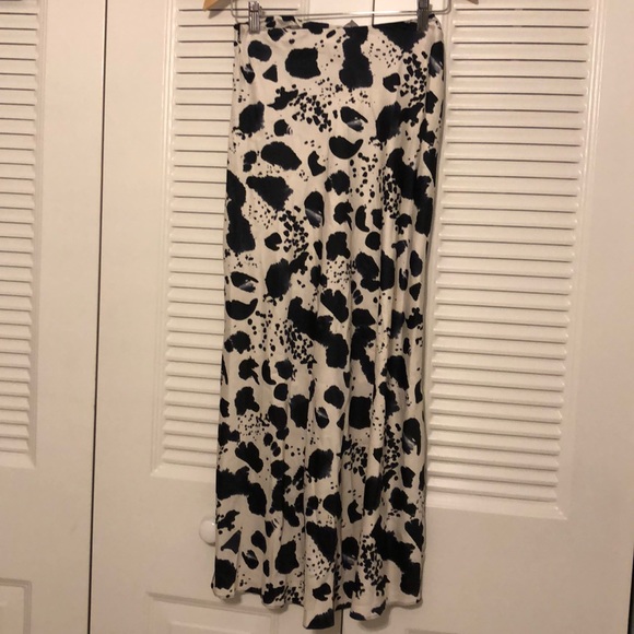 ASOS Y2K satin midi skirt - Picture 5 of 8